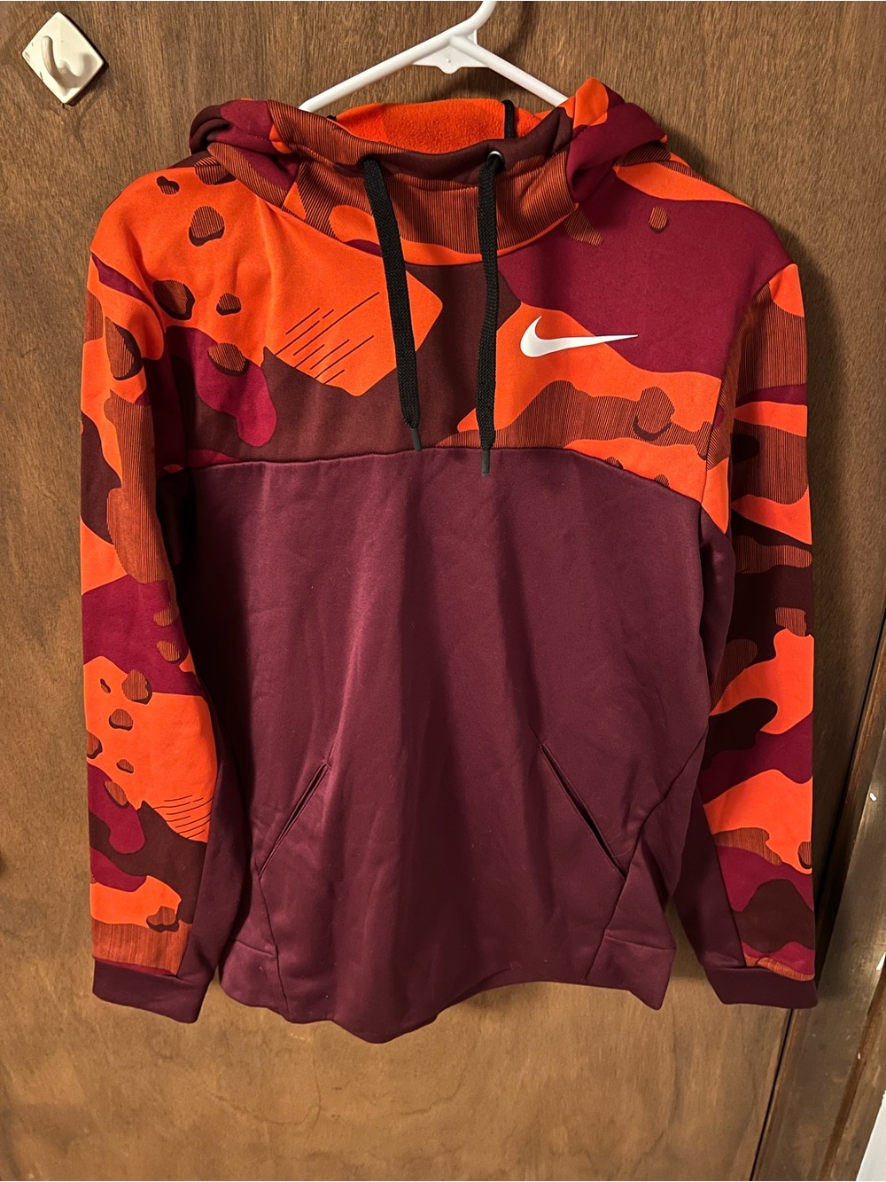 Nike Men's Dri-Fit Maroon and Orange Camo Pullover Hoodie